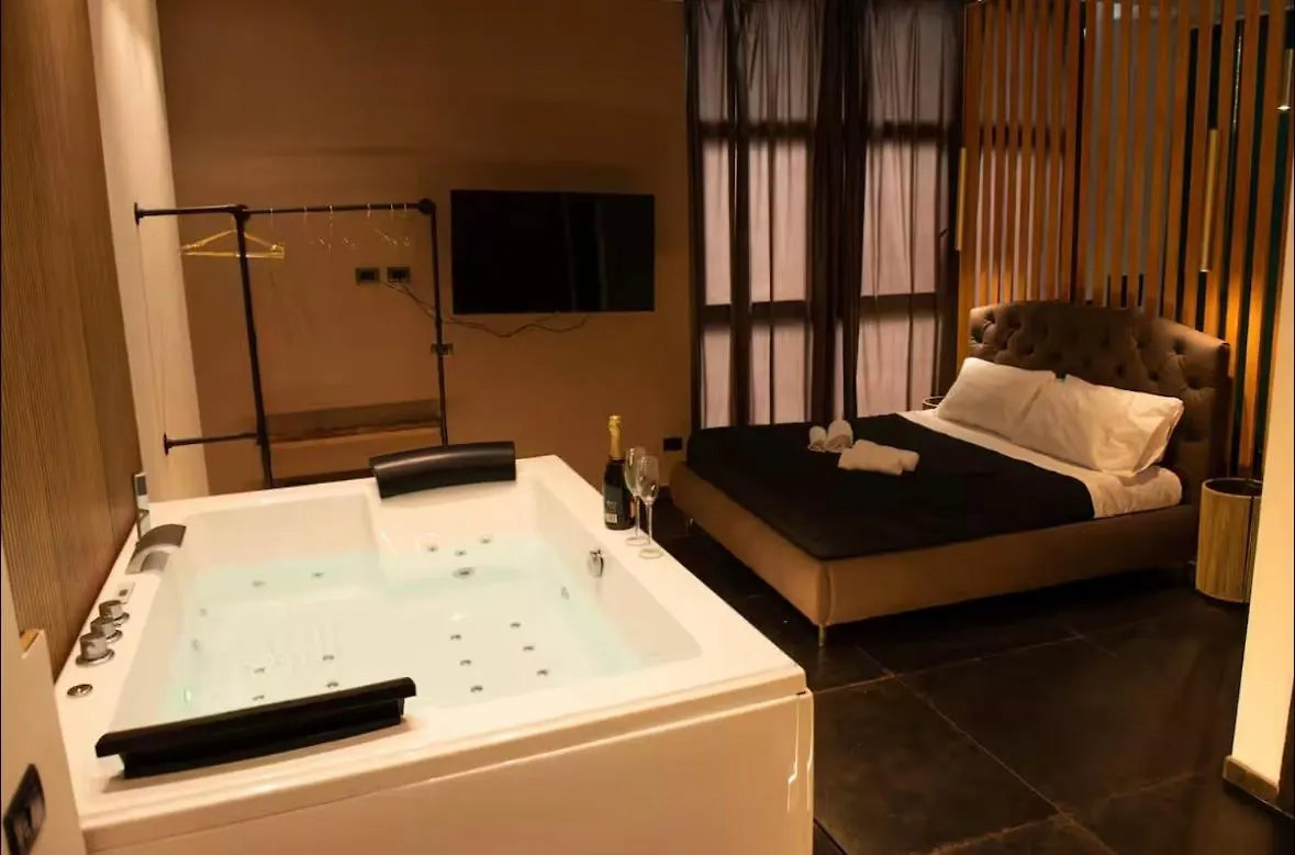Apartment Appartamenti Metro A Lucio Sestio Rome